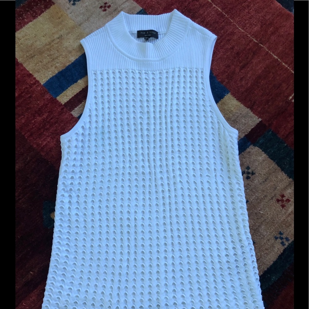Rag and Bone white waffle top. Excellent condition